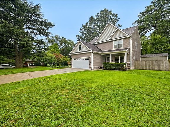 4th image of 4801 Bromfield Ave