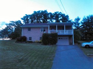 251 Core Dr, Marion, VA 24354