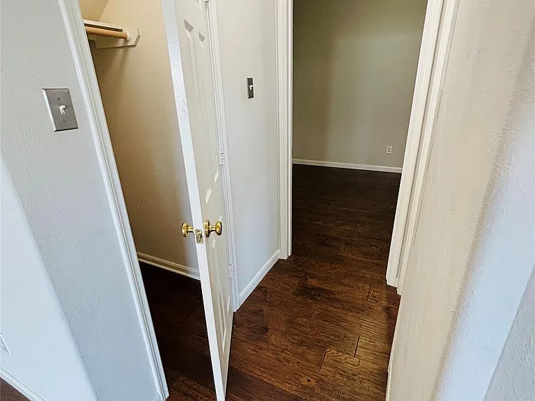 18002 Secret Branch Ln — Photo 8
