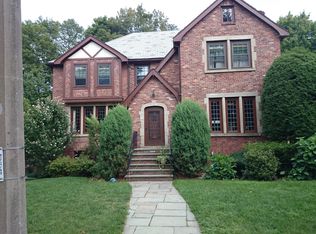 49 Woodchester Dr, Newton, MA 02467
