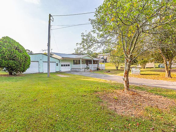 2nd image of 3655 Timber Hill Dr SE