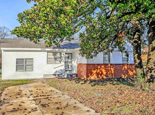 5439 Loch Lomond Rd, Memphis, TN 38116