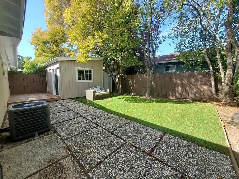 6 Stadium Way — Photo 18