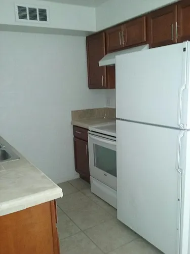 7501 W Glenn Dr Photo 1