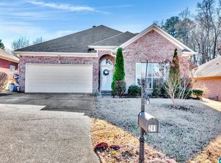 241 Springdale Dr, Gardendale, AL 35071