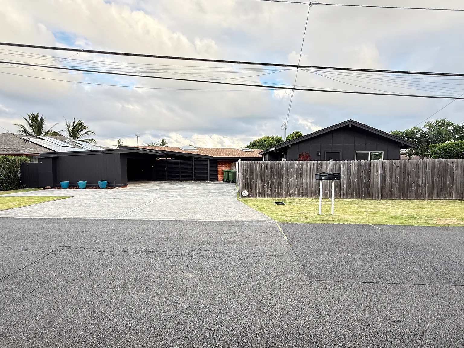 3 bed, 2200 sqft, $5,500 — Photo 1