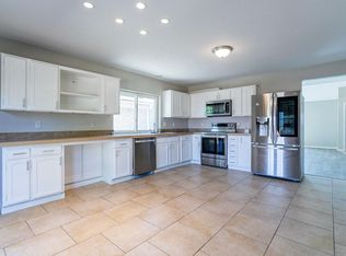 2220 Colonial Pl, Carrollton, TX 75007