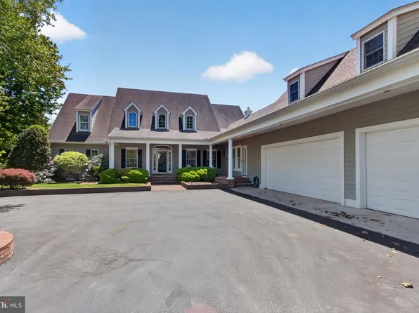 6 Comfort Ct, Rehoboth Beach, DE 19971