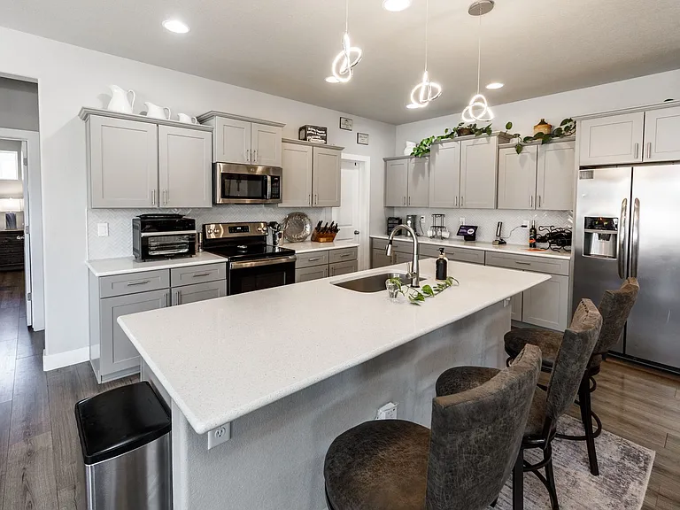 9032 Bugaboo Dr — Photo 2