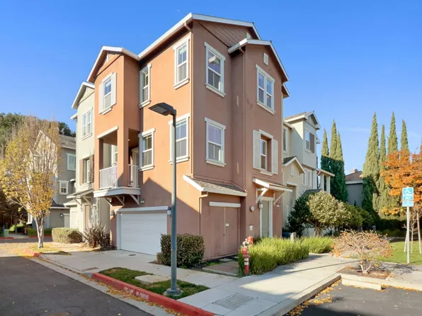 171 Cameron Dr, Mountain View, CA 94043
