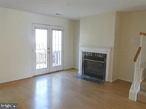 1125 Simsbury Ct — Photo 17
