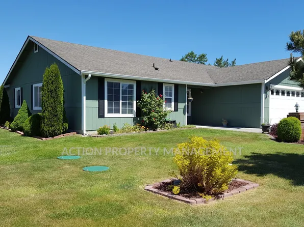 221 Independence Dr, Sequim, WA 98382