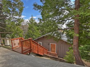 2405 Spring Oak Dr, Running Springs, CA 92382