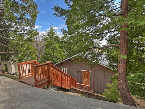 2405 Spring Oak Dr, Running Springs, CA 92382