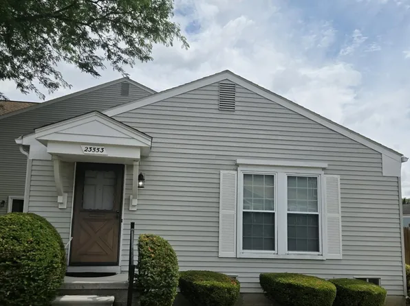 23553 Meeting Hall Ln, Novi, MI 48375