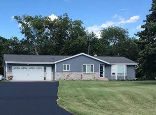 N9227 Willow Rd, Saint Cloud, WI 53079