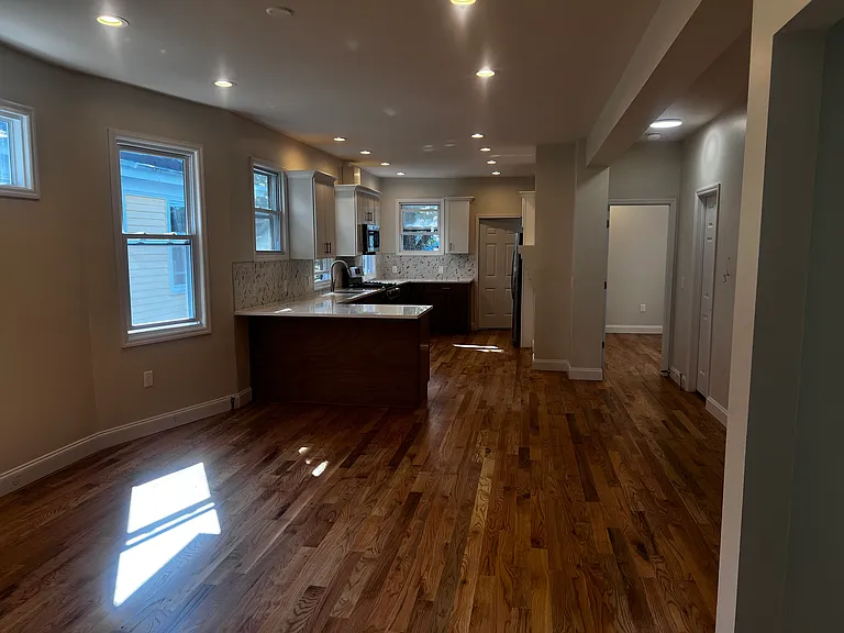 309 Academy St #2 — Photo 9