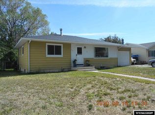 164 La Paloma Dr, Rawlins, WY 82301