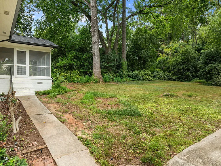 3026 Devonshire Dr — Photo 40