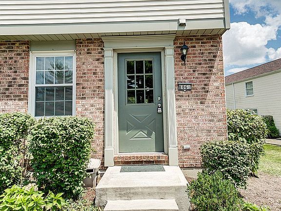 3rd image of 8061 Mill Rock Dr