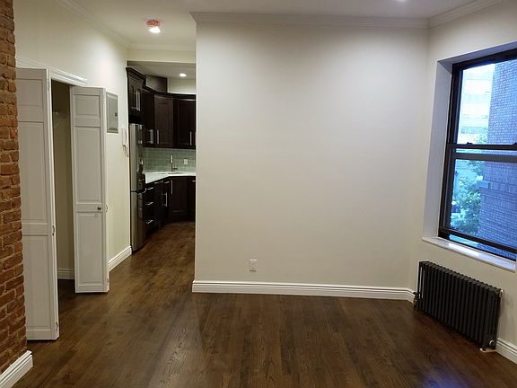 4th image of 3415 37th Ave APT 2