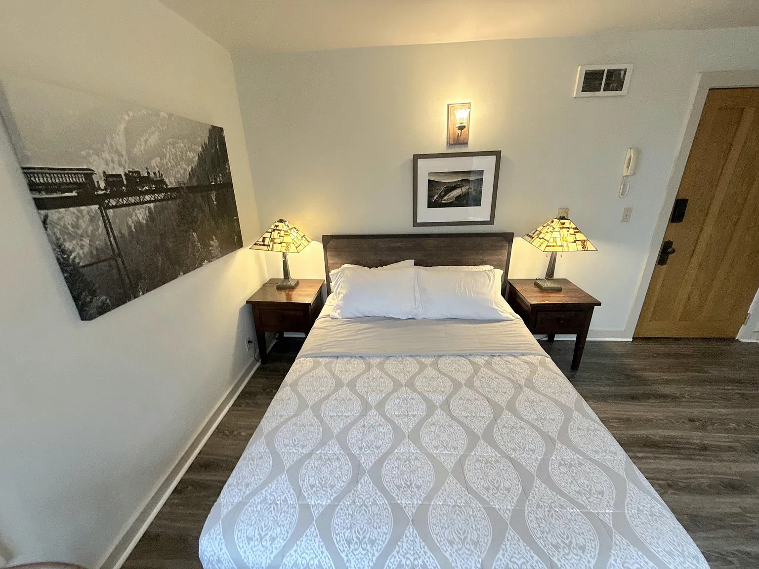 Westcliffe Outpost Apartments - The Desperado — Photo 3