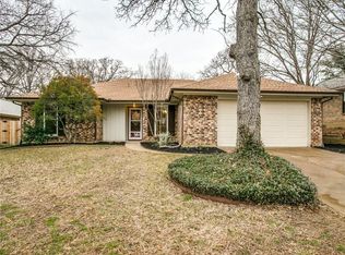 4214 Pleasant Oaks Ct, Arlington, TX 76016