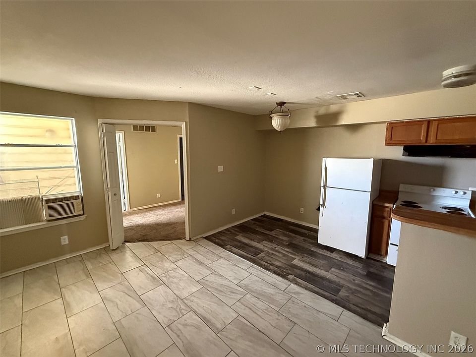 1st image of 1808 E 66th Pl #D301