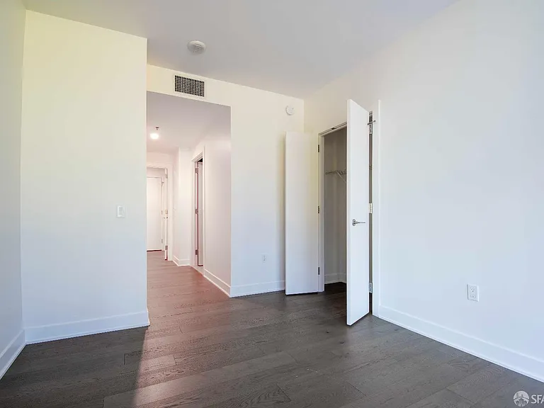 338 Main St #7G — Photo 14