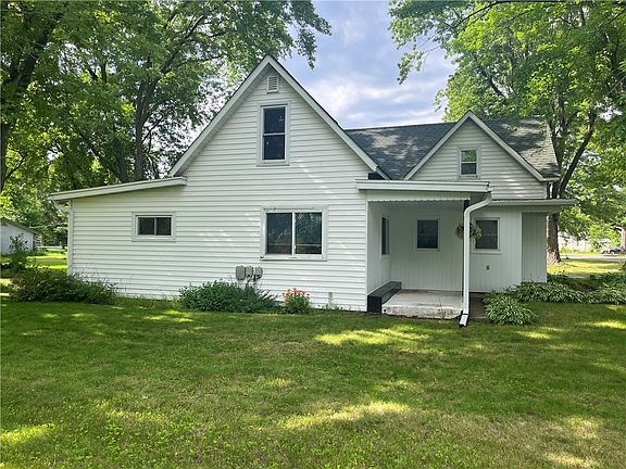 2nd image of 717 4th Street