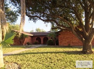100 Edgewater Cir, San Benito, TX 78586