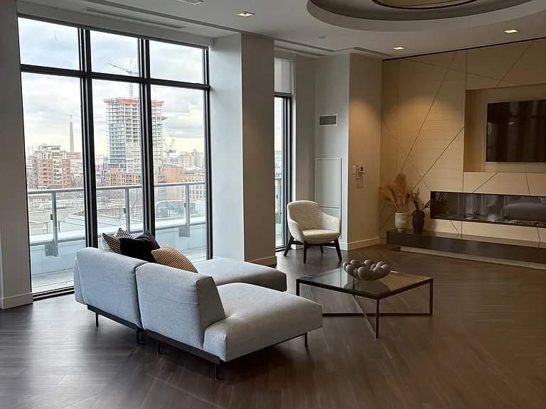 60 Princess St #101 — Photo 11
