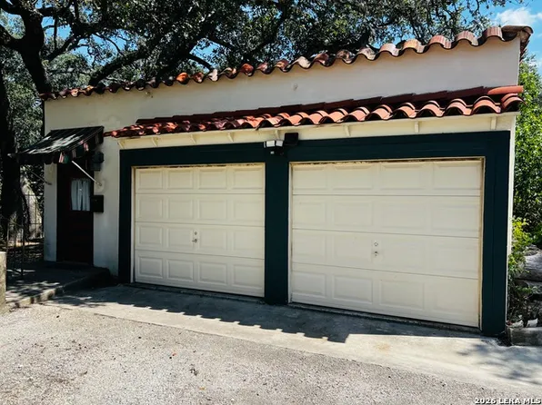 7014 Dorothy Louise Dr, San Antonio, TX 78229