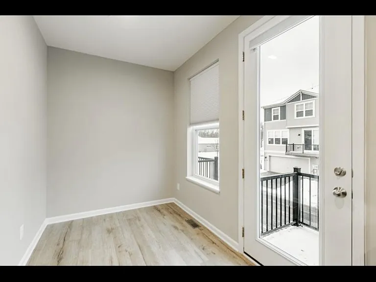 7695 77th Pl — Photo 14