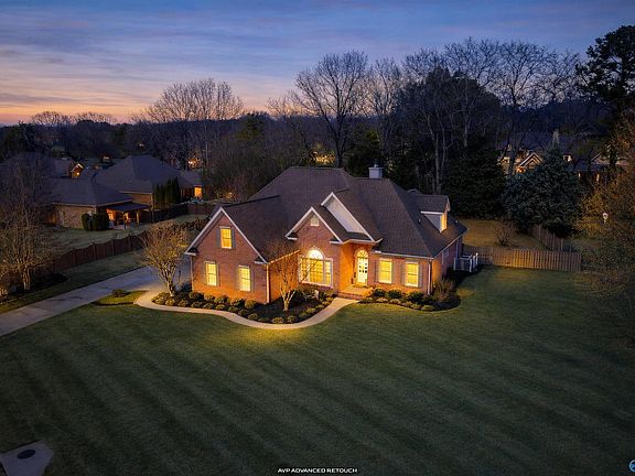 2nd image of 2702 Summerwind Dr SE