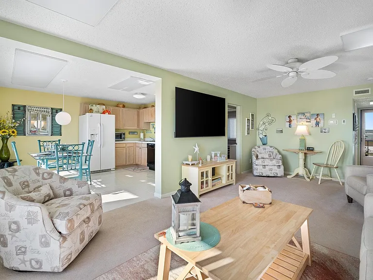 4600 W Brigantine Ave #403 — Photo 13