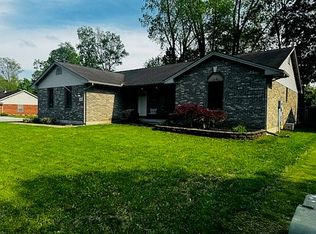 108 Esther Dr, Lewisburg, OH 45338