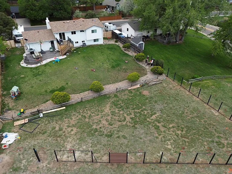 Helena Cir — Photo 6