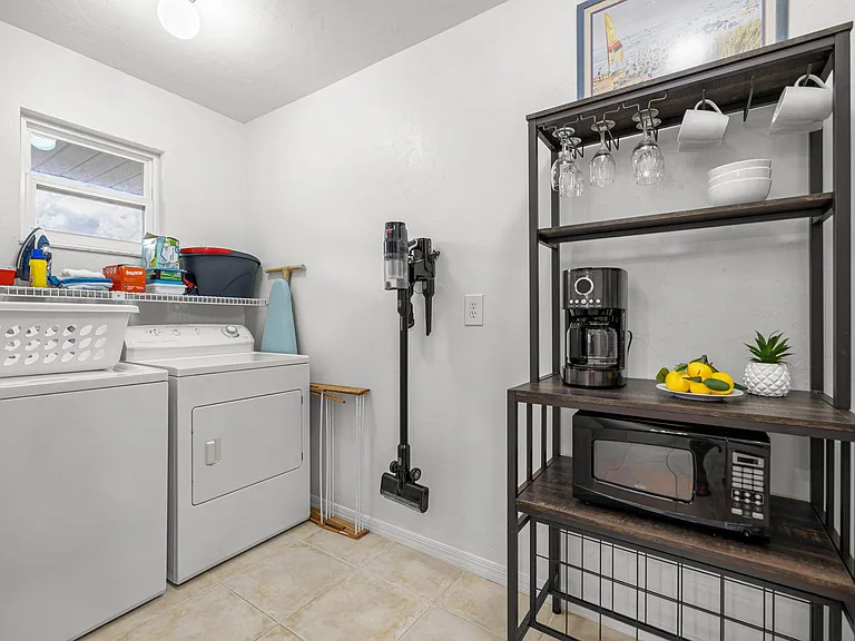 791 E Hartford St #1A — Photo 34