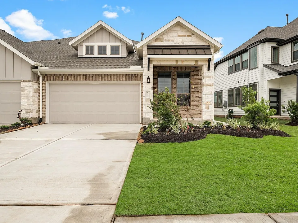 1547 Crystal Stream Dr