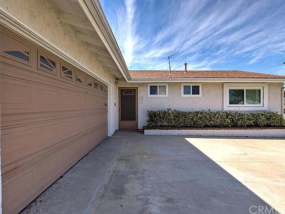 5th image of 6342 Myra Ave