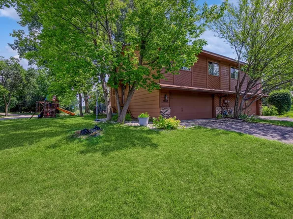 7762 Carnelian Ln, Eden Prairie, MN 55346