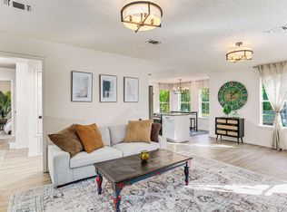 3035 Apache Dr, Pace, FL 32571