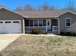 351 Murfield Dr, Poplar Bluff, MO 63901
