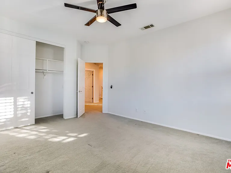 24040 Dandelion Ln — Photo 28