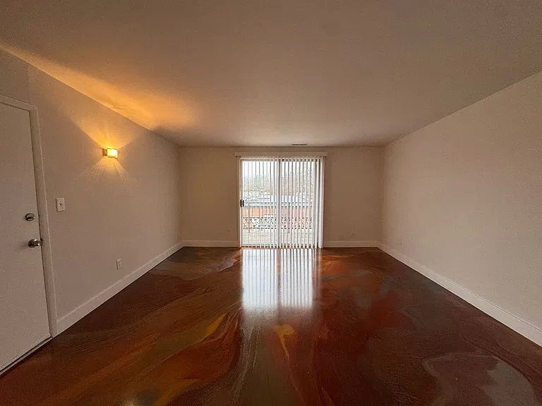 Library Place Apartments — Photo 108