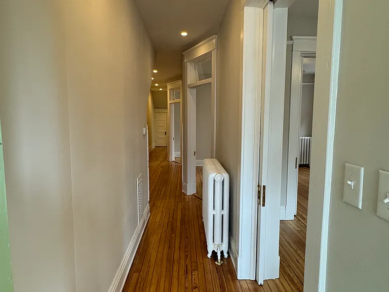 2711 Floyd Ave #B — Photo 3