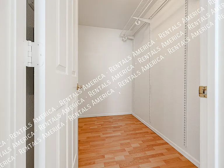 33251 N Symer Dr — Photo 31