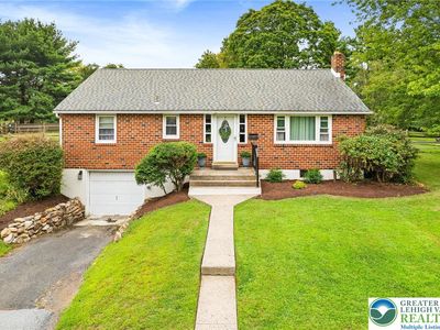 317 Locust St, Coopersburg, PA, 18036