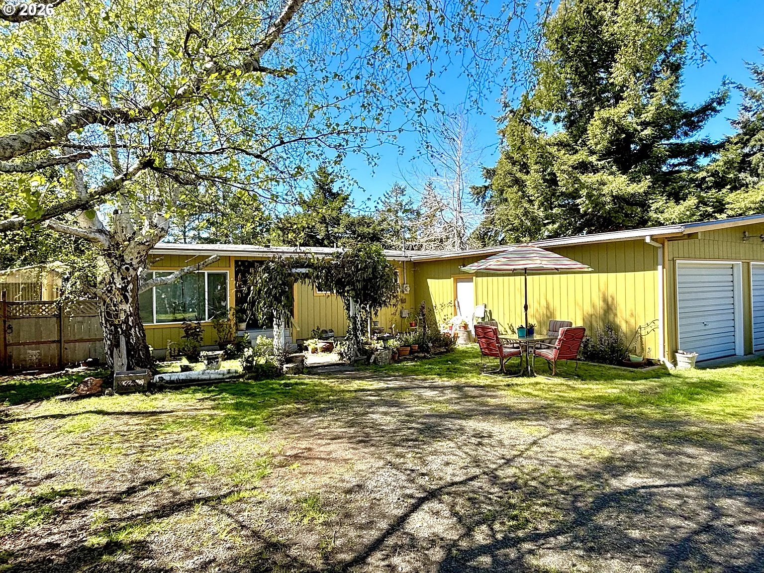 465 N 8th St photo 1
